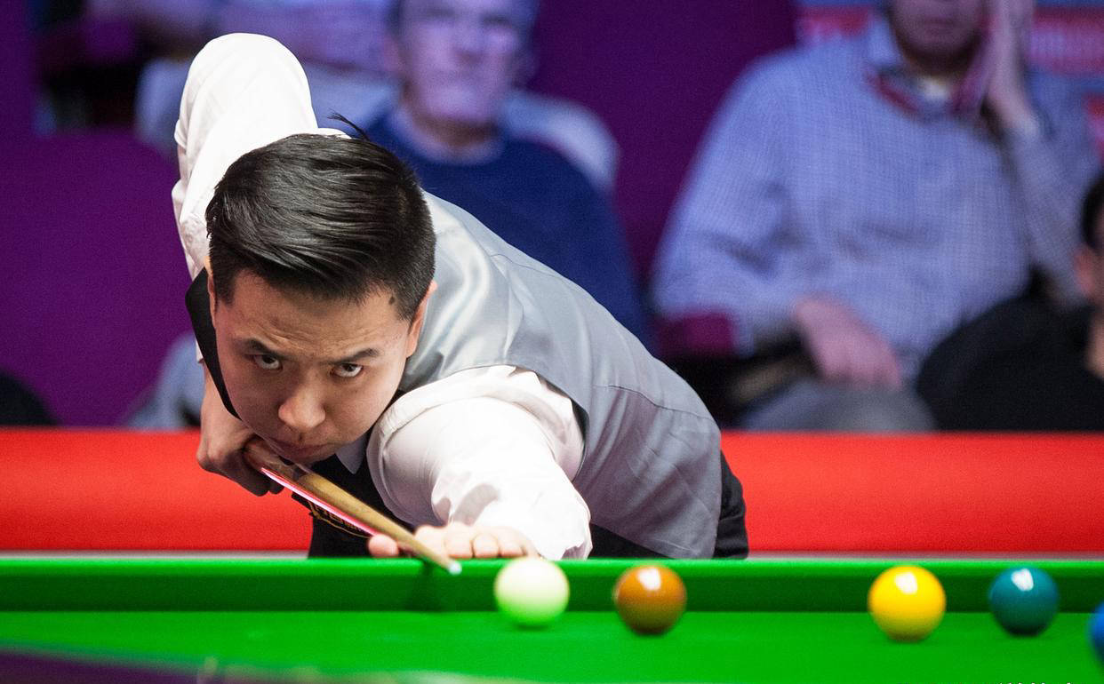 马克, 曼恩以 马克, 曼恩以