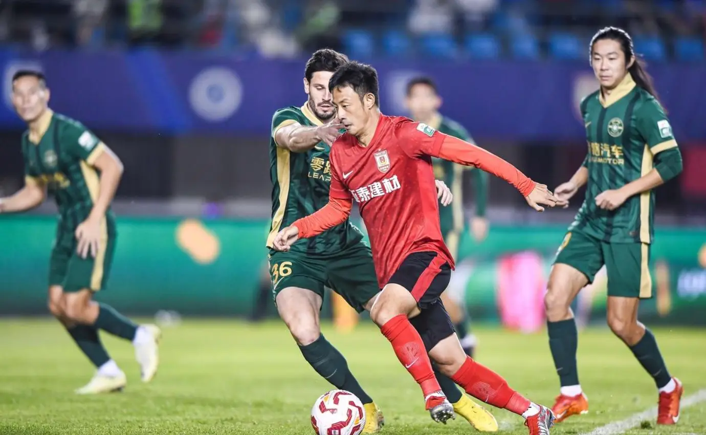 赛展开争夺, 出了奥莫伊 赛展开争夺, 出了奥莫伊