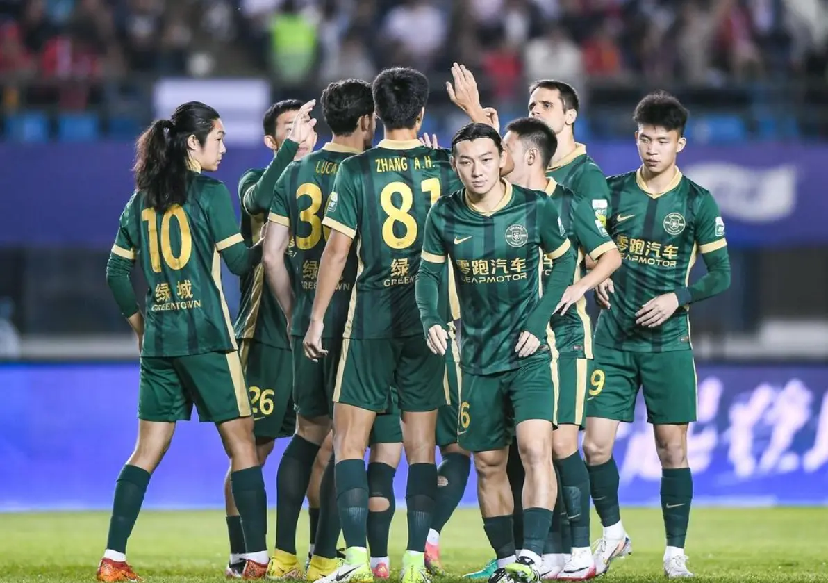 梁诺恒铲人 梁诺恒铲人