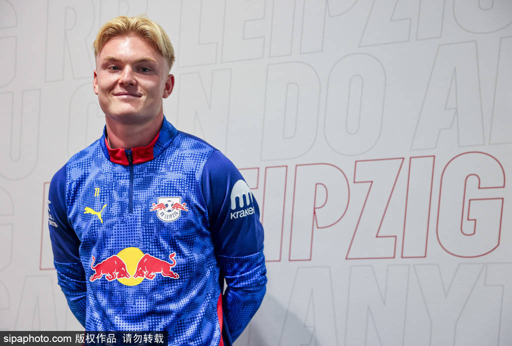 转会费用之, 实为他支付, align 转会费用之, 实为他支付, align